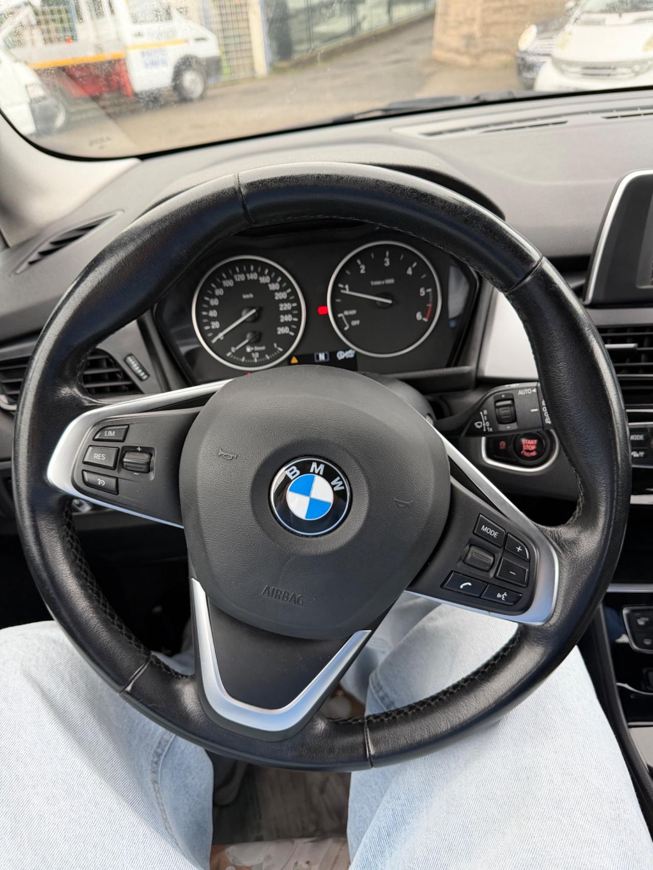 Bmw 218 218d Active Tourer Luxury (110Kw)