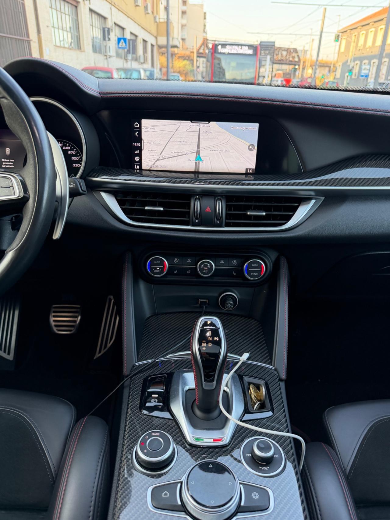 Alfa Romeo Stelvio 2.9 Bi-Turbo V6 510 CV AT8 Quadrifoglio