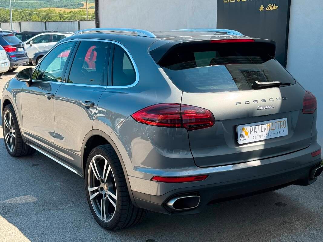 Porsche Cayenne Cayenne 3.0 Platinum Edition tiptronic