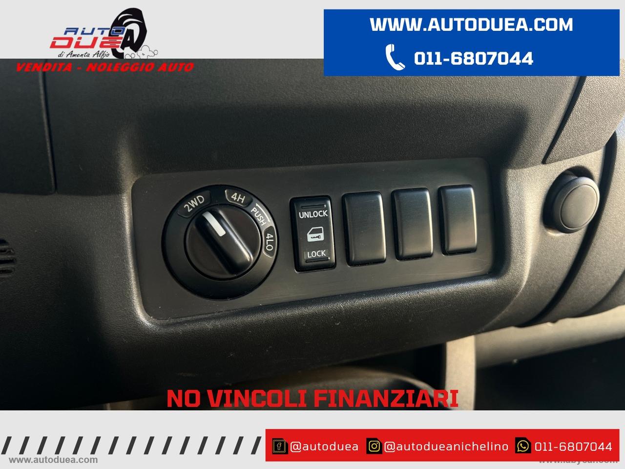NISSAN Navara 2.5 dCi 4WD Double Cab Sport