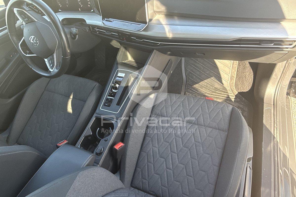 VOLKSWAGEN Golf 1.5 eTSI 115 CV DSG Life