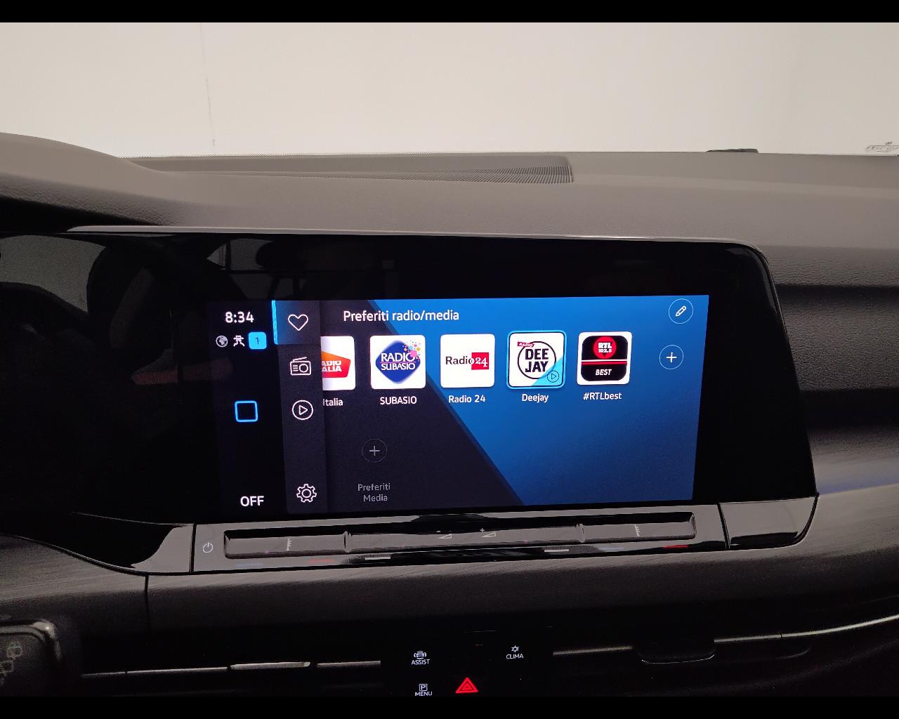 VOLKSWAGEN Golf VIII 2020 - Golf 1.5 etsi evo Style 150cv dsg