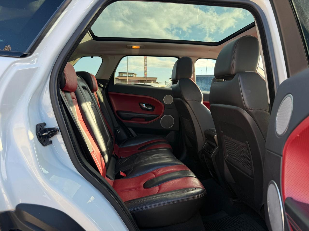 Land Rover Range Evoque 2.2 TD4 5p. Dynamic