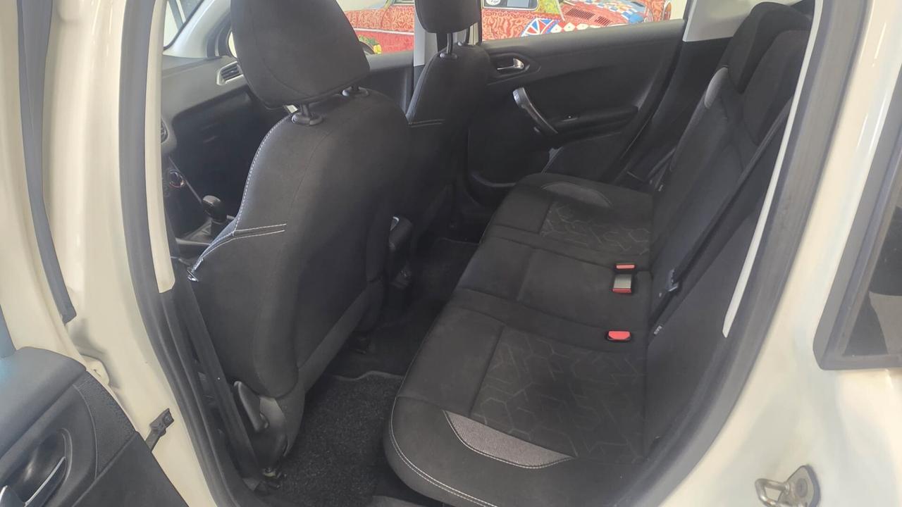 Peugeot 2008 BlueHDi 75 Active