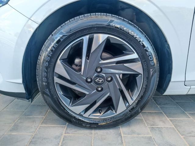 HYUNDAI i20 1.2 MPI MT GPL Connectline