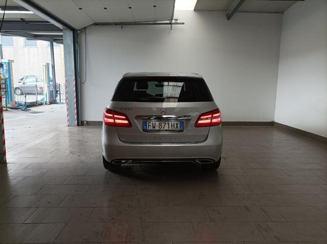 MERCEDES-BENZ B 180 d Automatic Sport