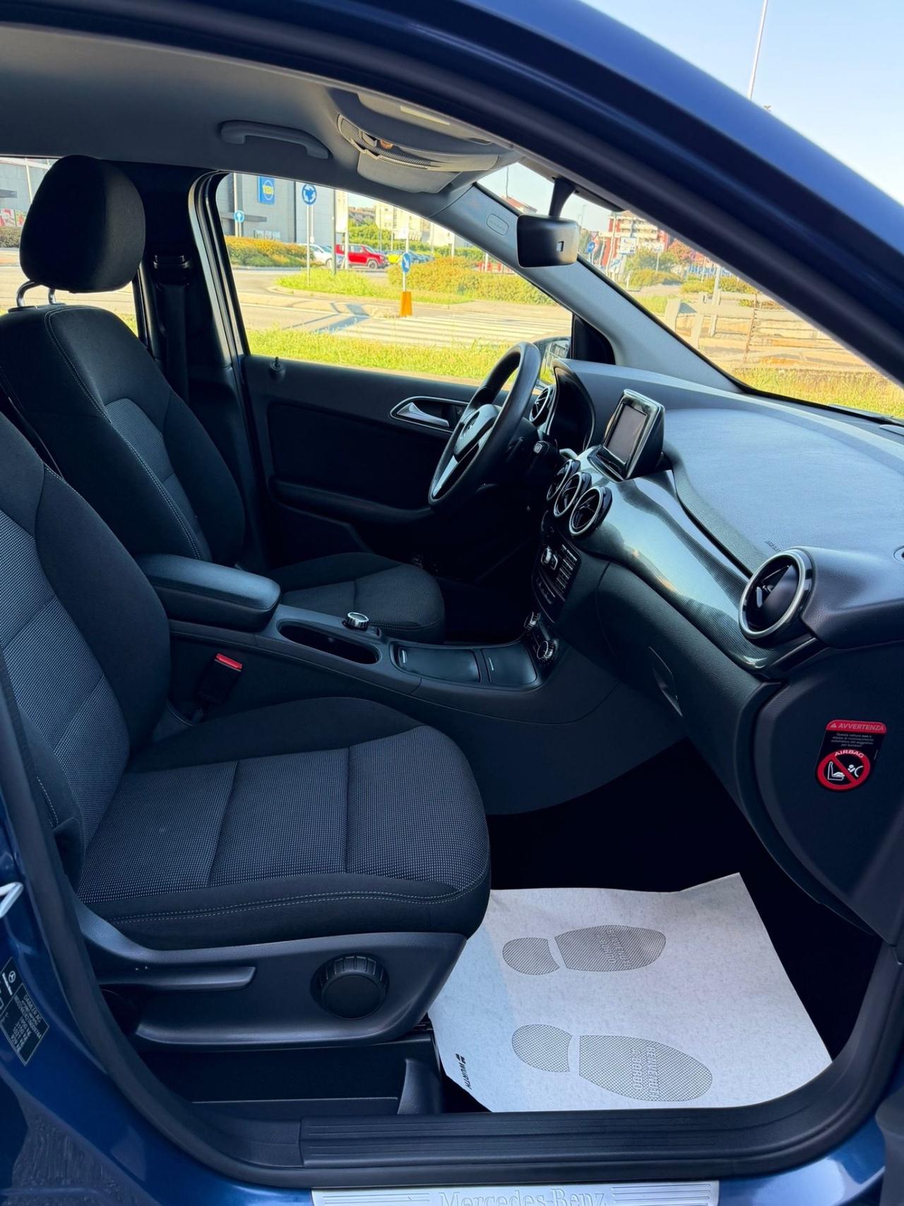 Mercedes-benz B 180 BlueEFFICIENCY Premium