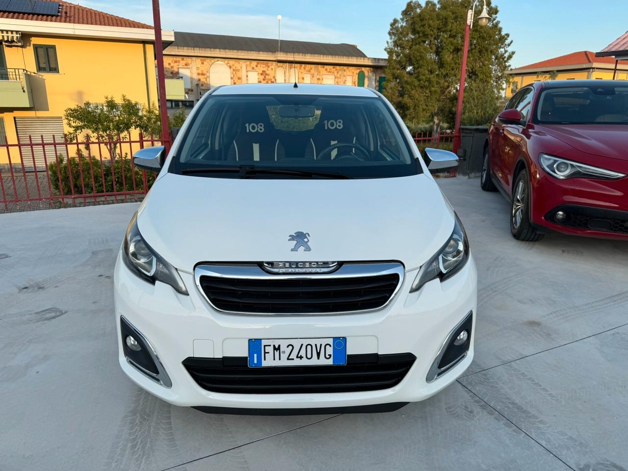 Peugeot 108 VTi 68 3 porte Allure TOP!