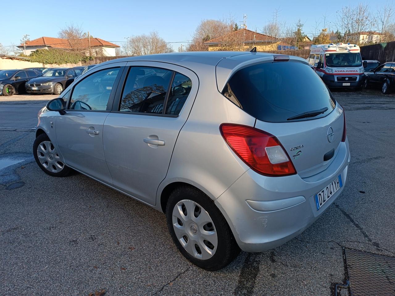 Opel Corsa 1.2 5 porte Enjoy