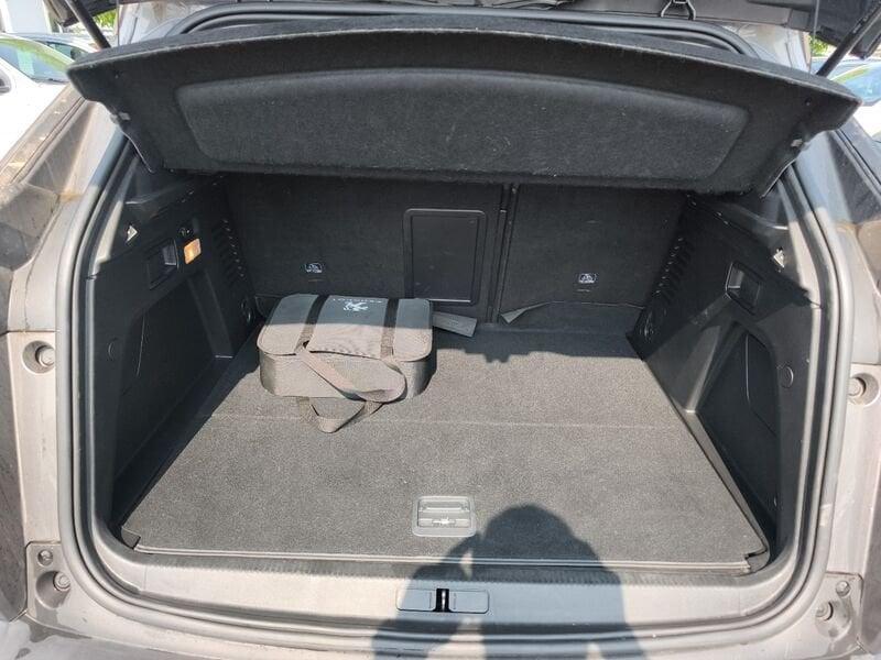 Peugeot 3008 II 2021 1.6 hybrid phev Allure 225cv e-eat8