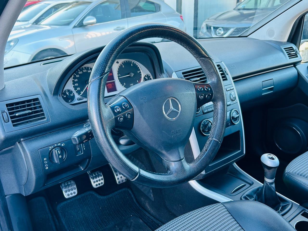 Mercedes-benz A 180 CDI Coupe Avantgarde Edition