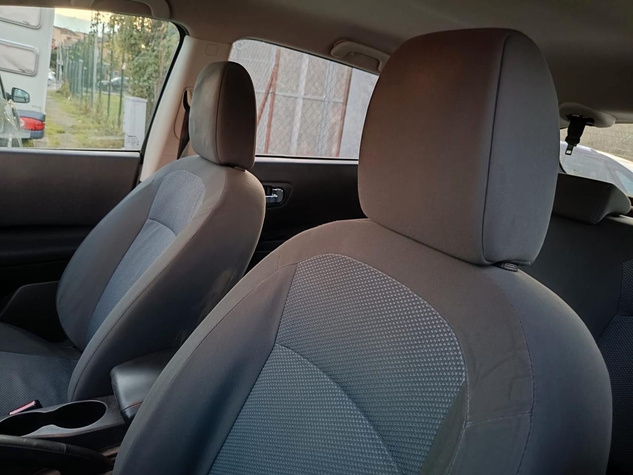 Nissan Qashqai 1.6 benzina