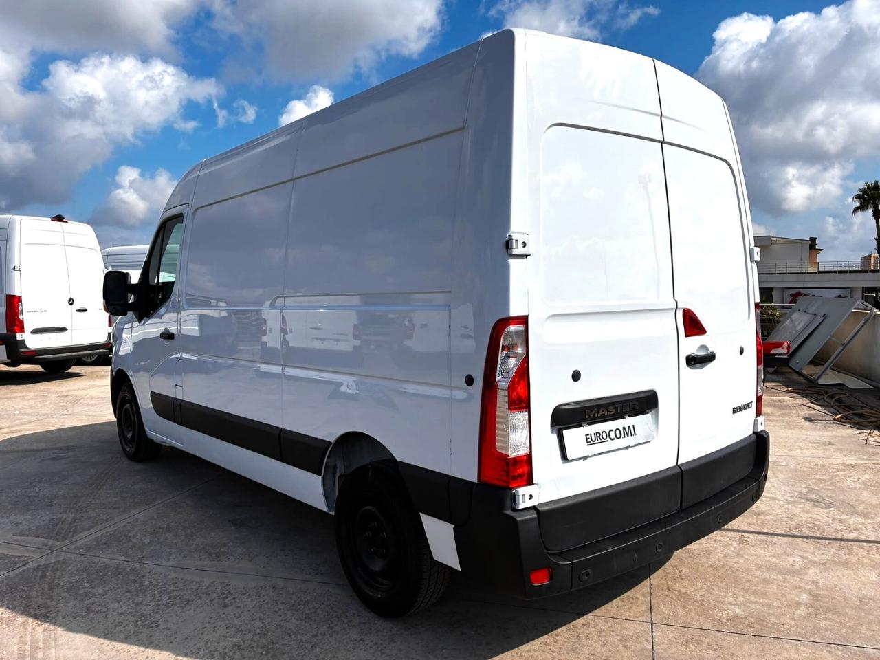 Renault Master 2.3 tdci 150 cv L2H2
