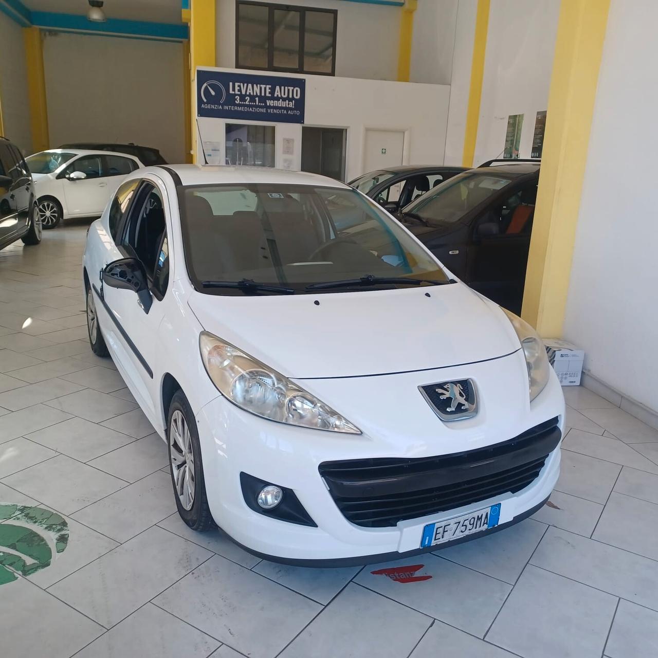 170188KM PEUGEOT 207 1.4 HDI NEOPATENTATI PERFETTA