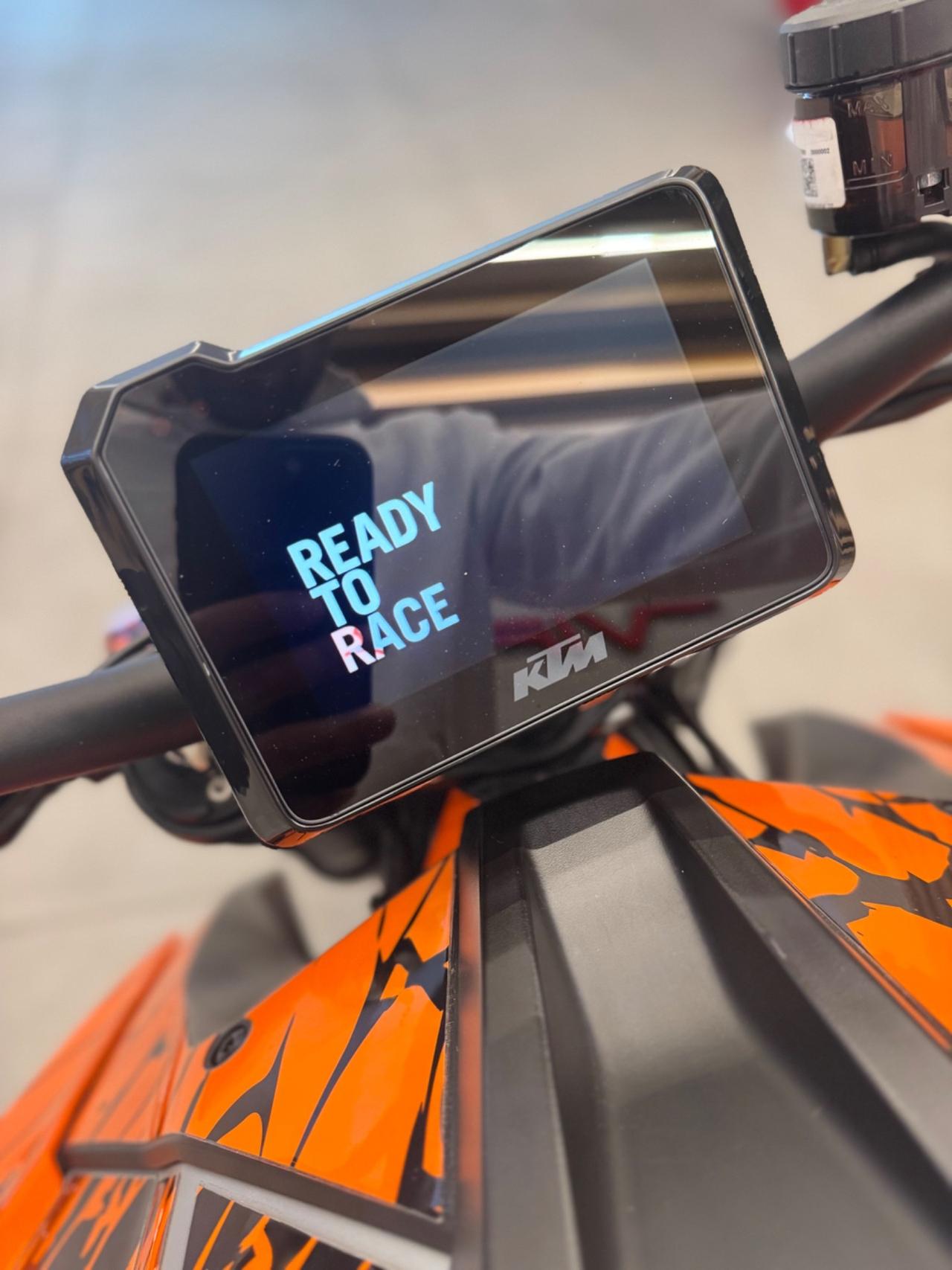 KTM SUPERDUKE 1290 R SCARICO AKRAPOVIC