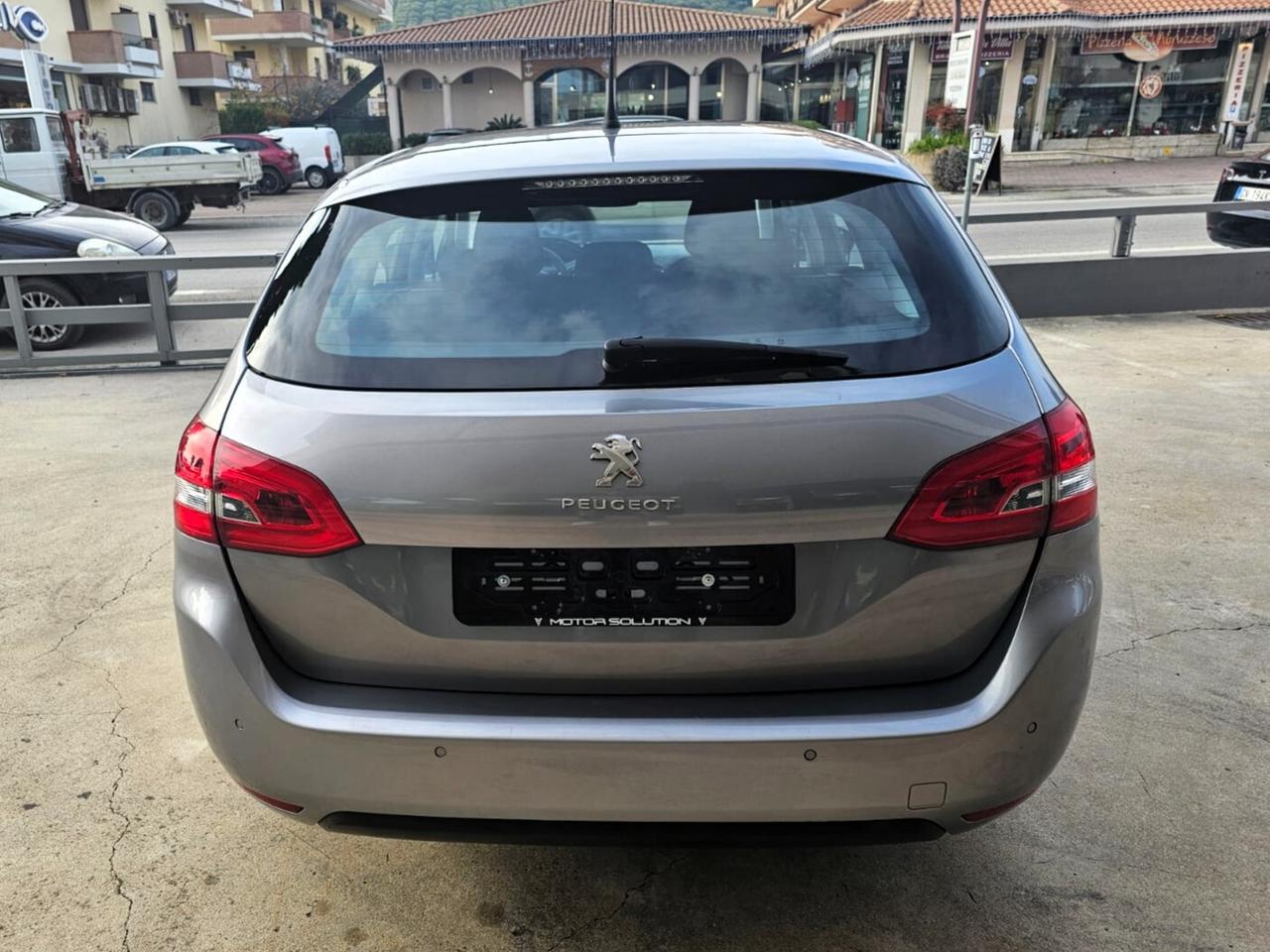 Peugeot 308 BlueHDi 120 S&S EAT6 SW Business