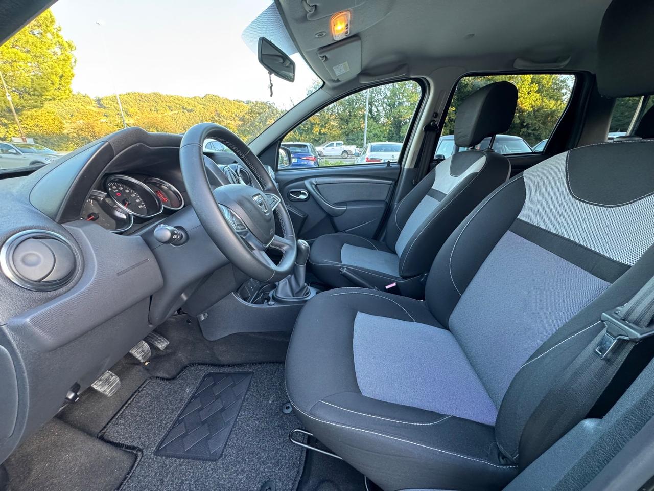 Dacia Duster 1.6 115CV Start&Stop 4x2 GPL Lauréate