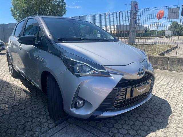 TOYOTA Yaris 1.5 Hybrid 5 porte Y20 Bitone