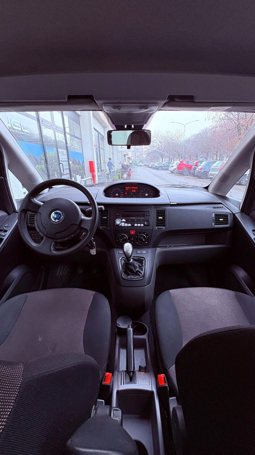 Fiat Idea 1.4 16V Emotion