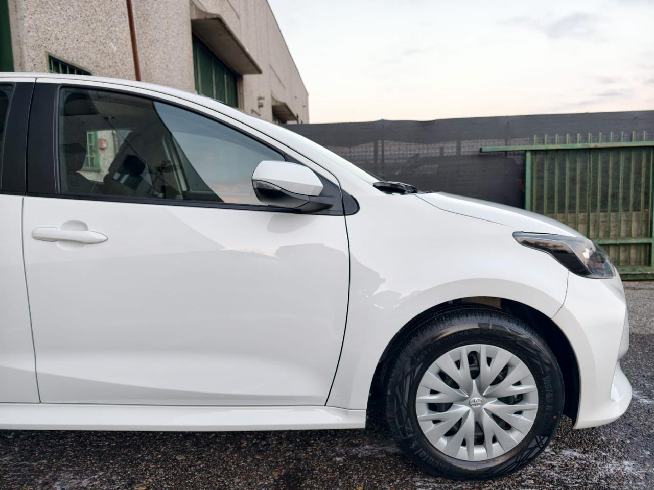 Toyota Yaris IBRIDA NO VINCOLI FINANZIARI NUOVA 2024