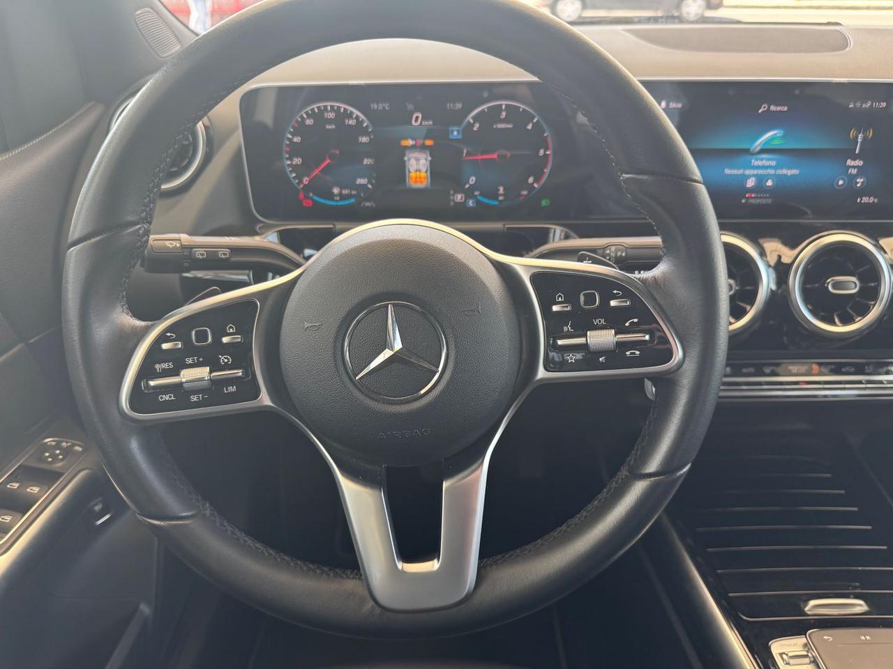 Mercedes-Benz B 180 Sport Plus B 180 D