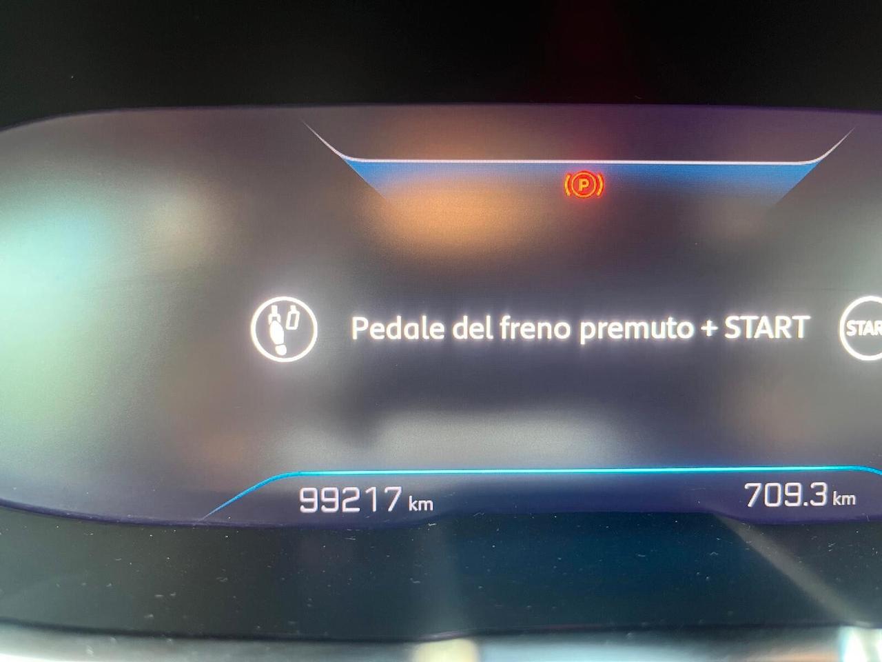Peugeot 3008 BlueHDi 130 S&S Allure