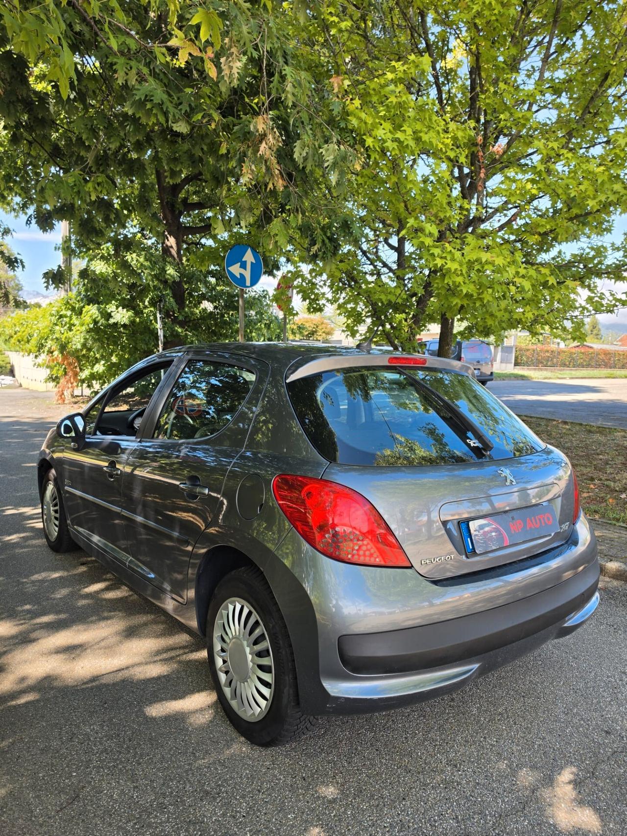 Peugeot 207 NEOPATENTATI