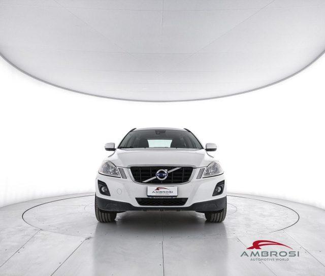 VOLVO XC60 2.4 D 175 CV FWD Momentum - PER OPERATORI DEL SETT