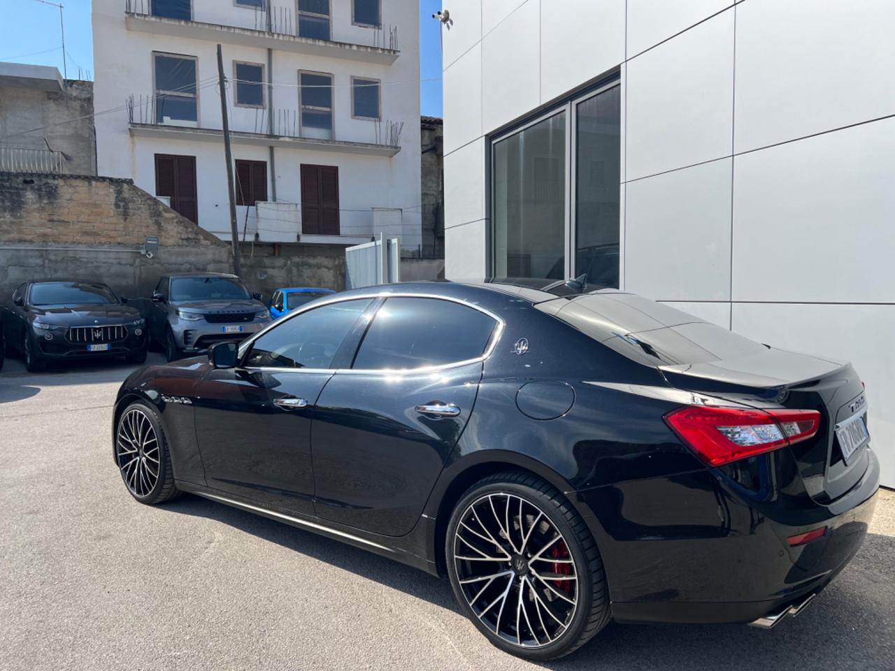 Maserati Ghibli V6 Diesel 275 CV- anno 2014-km175.000