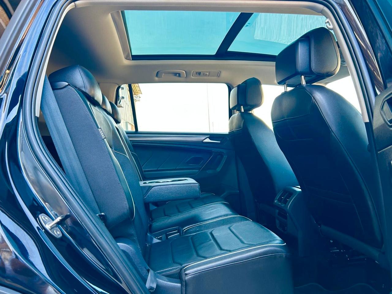 Volkswagen Tiguan Allspace Tiguan Allspace 2.0 TDI SCR DSG 4MOTION TETTO APRIBILE INTERNI IN PELLE TOTALE