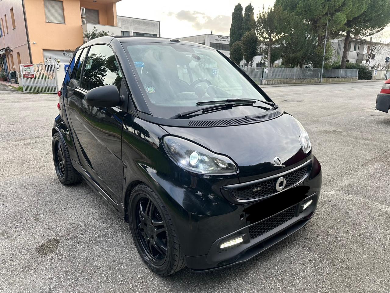 Smart ForTwo 1000 72 kW cabrio BRABUS Xclusive