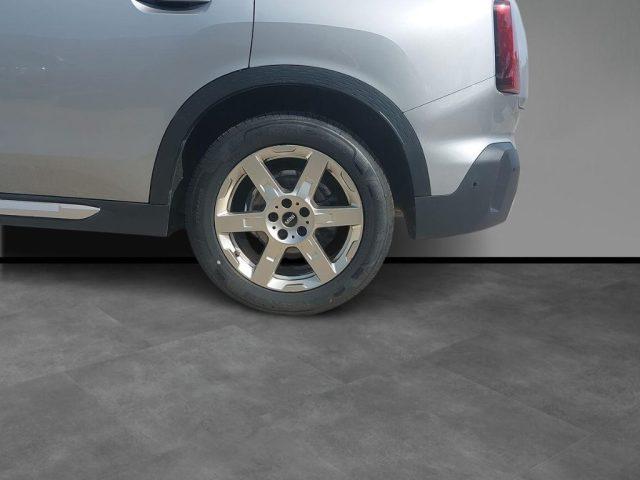 MINI Mini C Favoured Countryman
