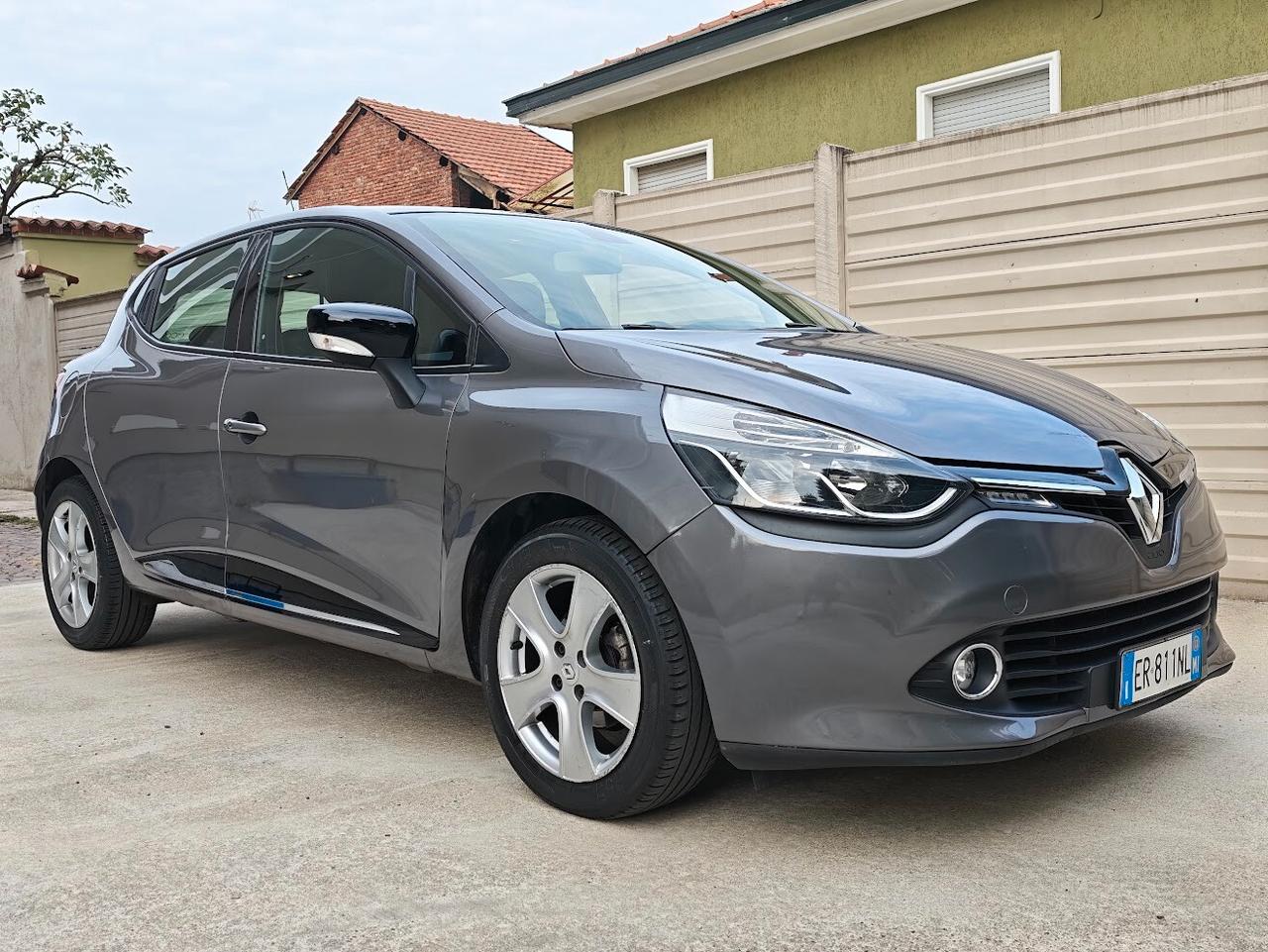 Renault Clio 1.2 75CV 5 porte ESENZIONE BOLLO!