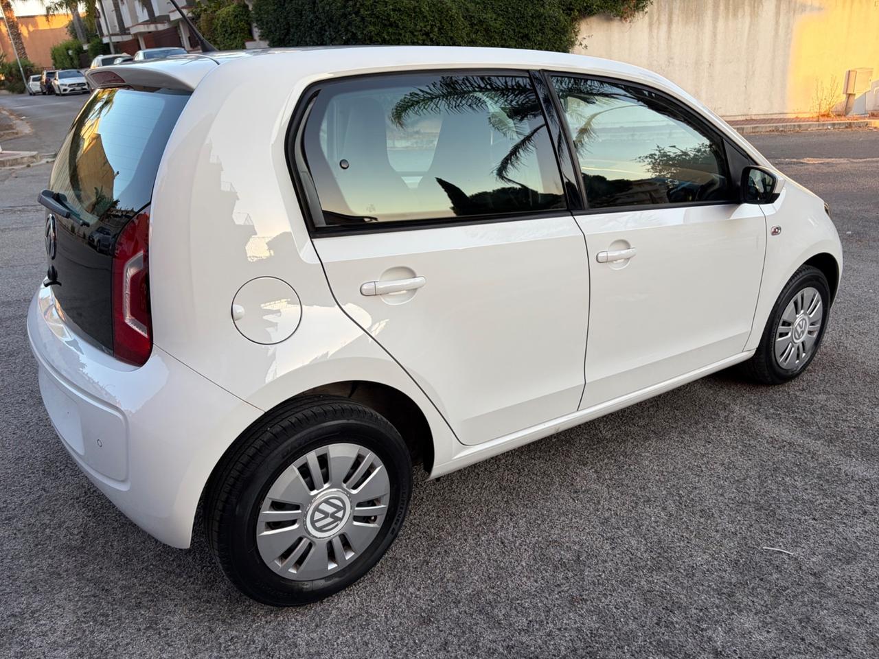 Volkswagen up! 1.0 75 CV 5p. move Ideale per neopatentati