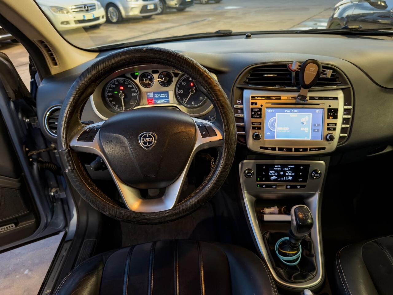 Lancia Delta 2.0 Multijet 165 cv Platino