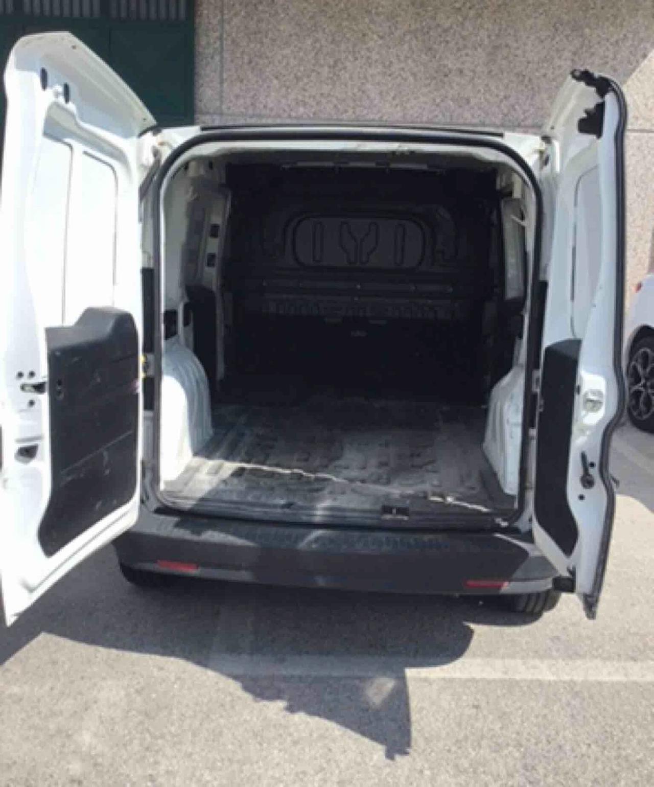 Fiat Doblò 1.6 MJT PC-TN Cargo Lamierato SX 3 Posti (Finanziabile)