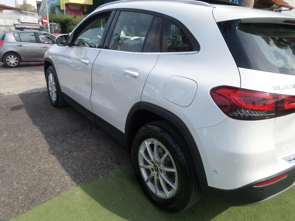 Mercedes-benz GLA 180 d Automatic Business