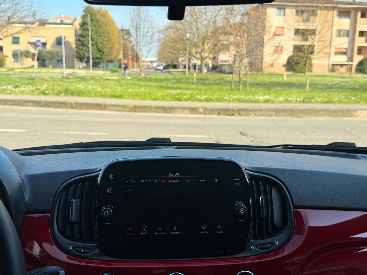 Fiat 500 1.0 Hybrid Red