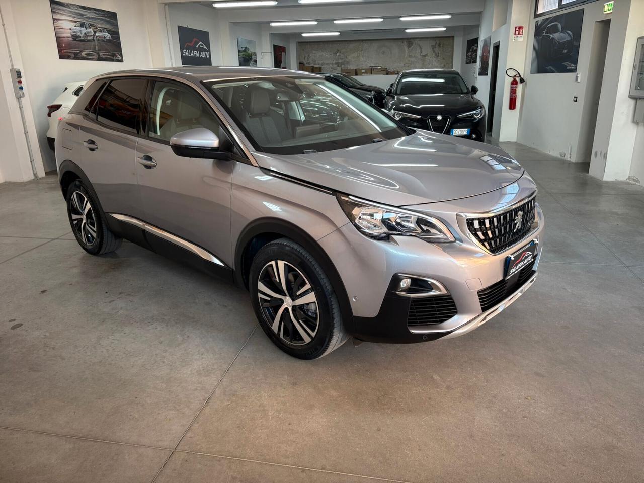 Peugeot 3008 BlueHDi 130 EAT8 Allure