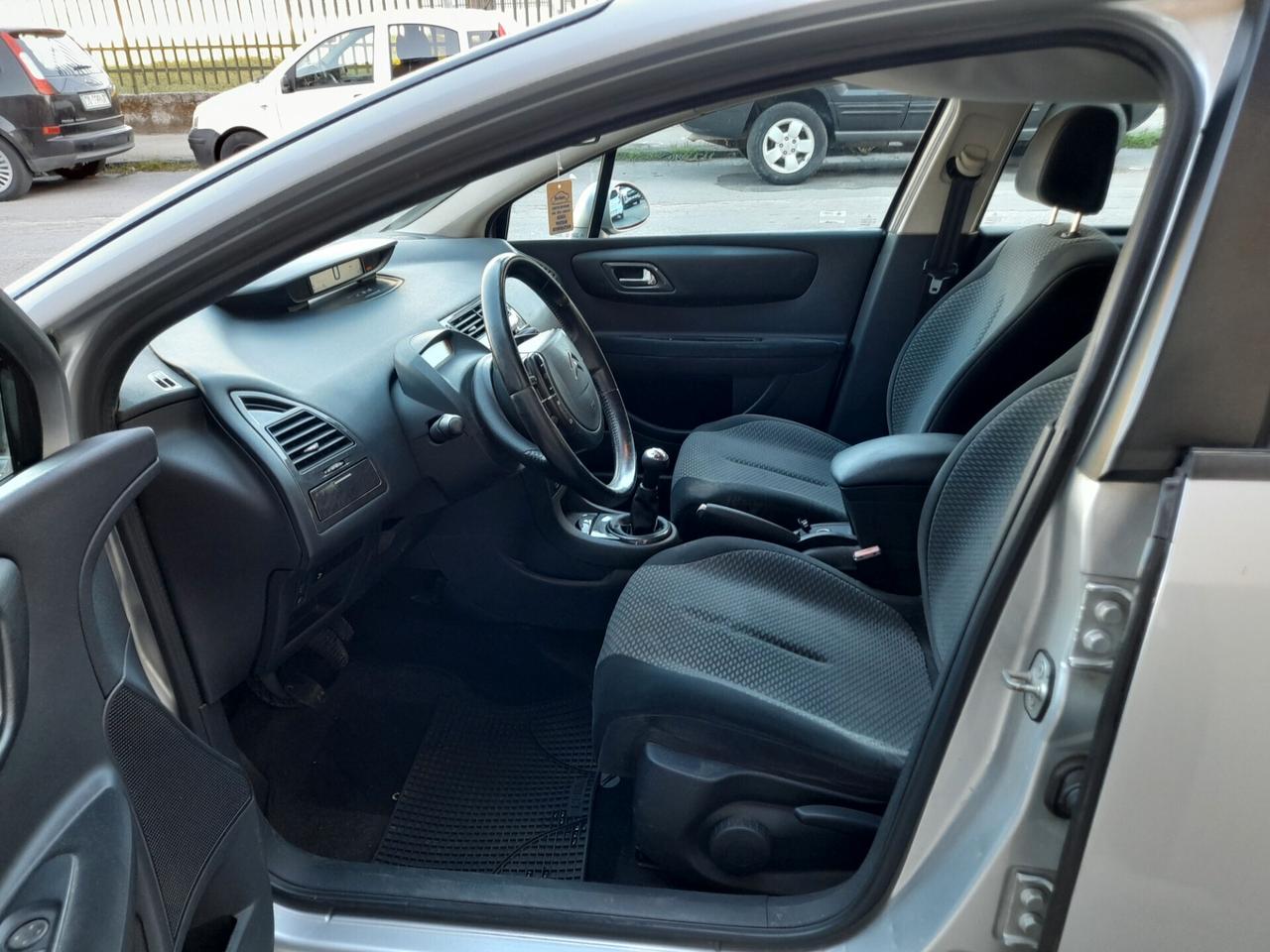 Citroen C4 1.6 HDi 90CV Elegance