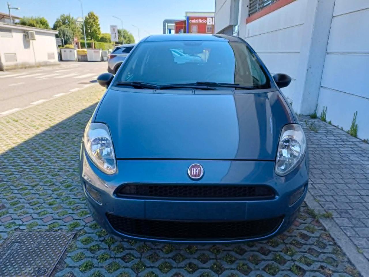 Fiat Punto 1.4 8v 77 cv 5 porte Natural Power Street