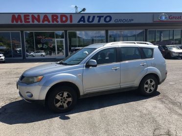 Mitsubishi Outlander 2.0 DI-D 4WD Intense DPF