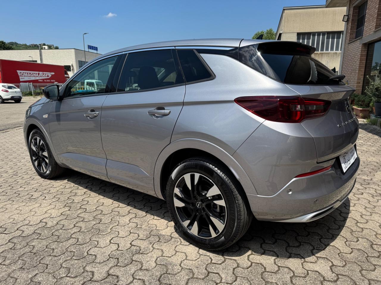 Opel Grandland 1.2 Turbo 12V 130 CV Business Elegance