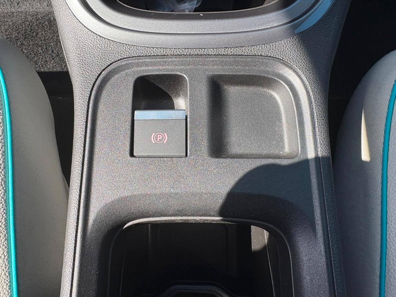 Fiat 600 Hybrid 100 CV DCT MHEV La Prima