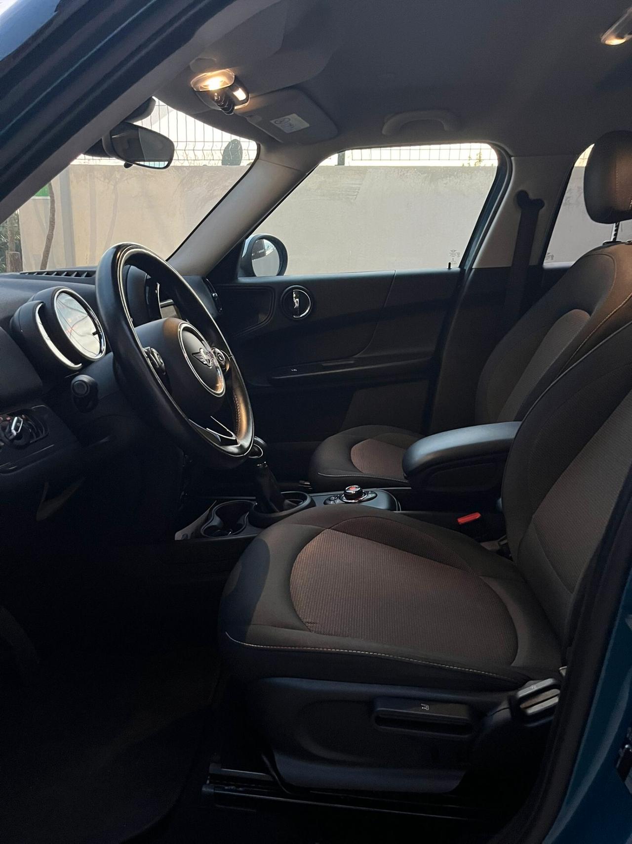 Mini Cooper D Countryman 2.0 Hype