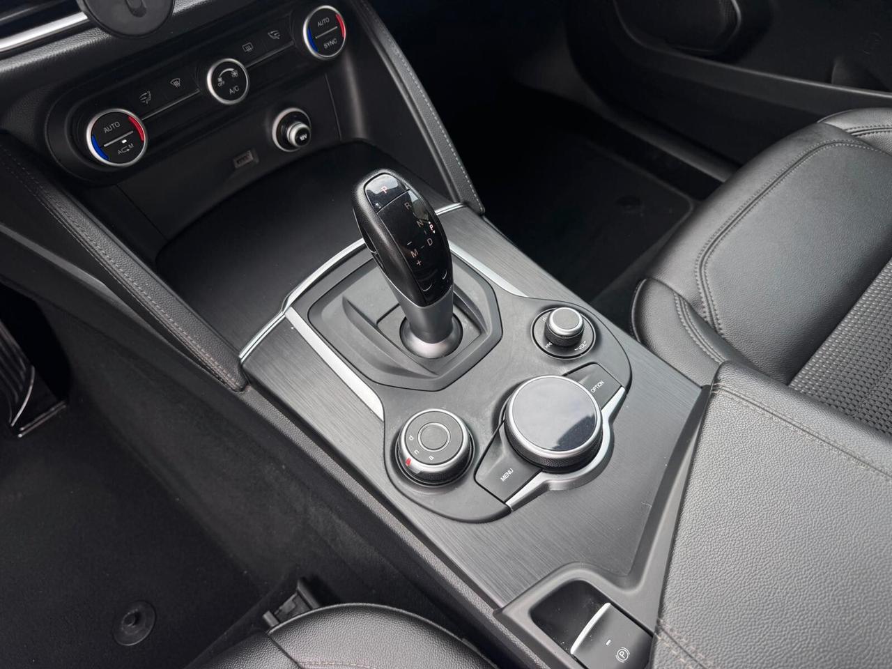 Alfa Romeo Stelvio 2.2 Turbodiesel 210 CV AT8 Q4 Super