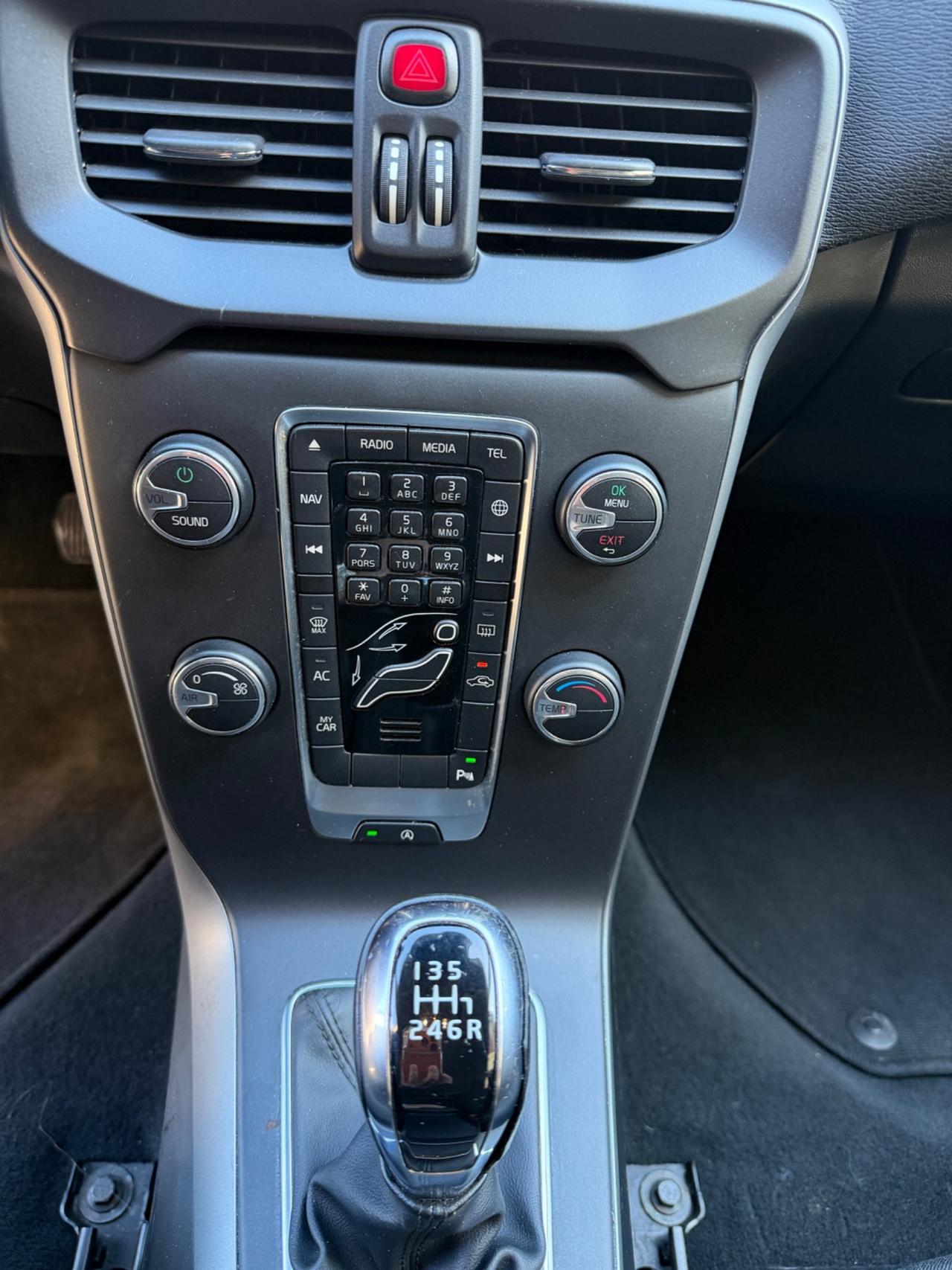 Volvo V40 D2 Business