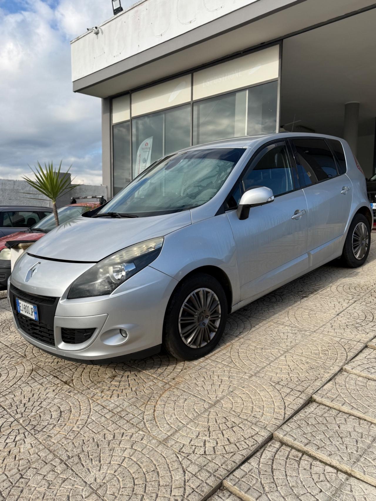 Renault Scenic X-Mod 1.6 dCi 130cv FULL