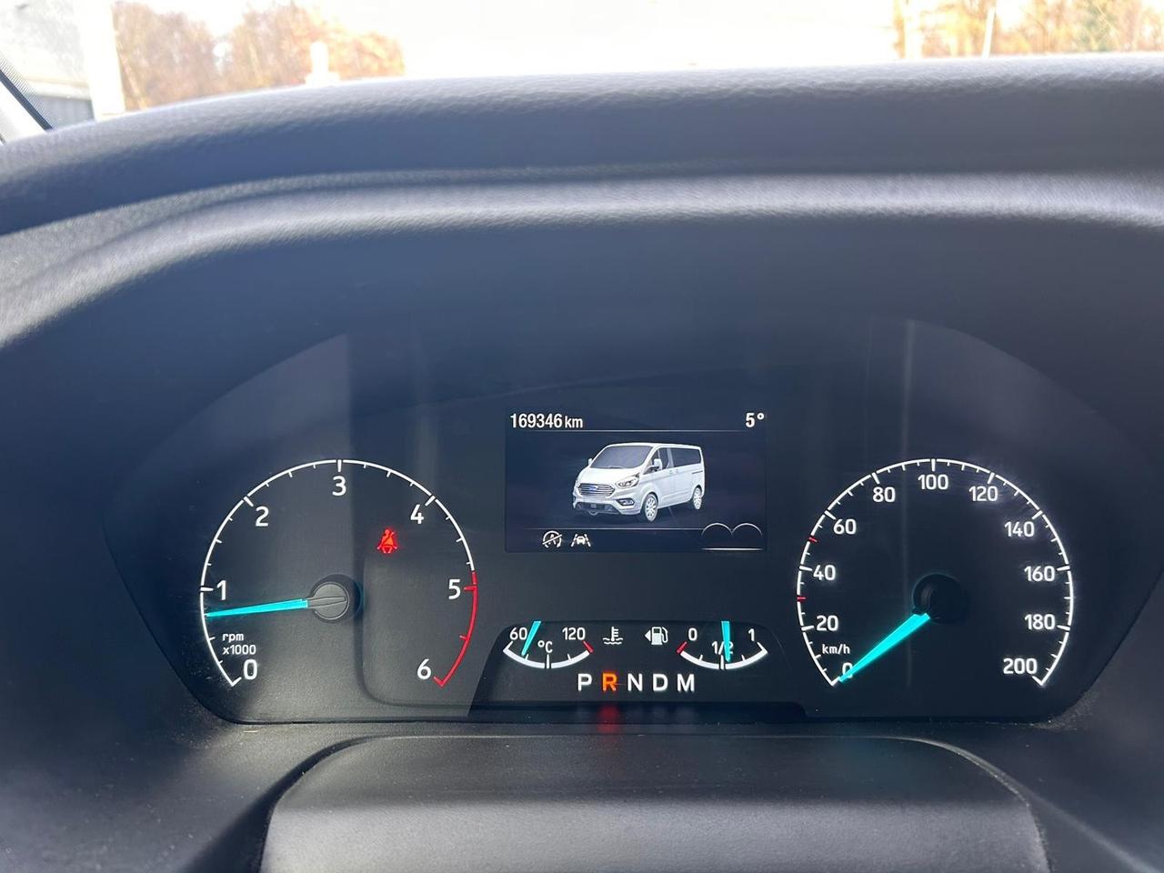 Ford Tourneo Custom 320 2.0 EcoBlue 185CV aut. PL Titanium