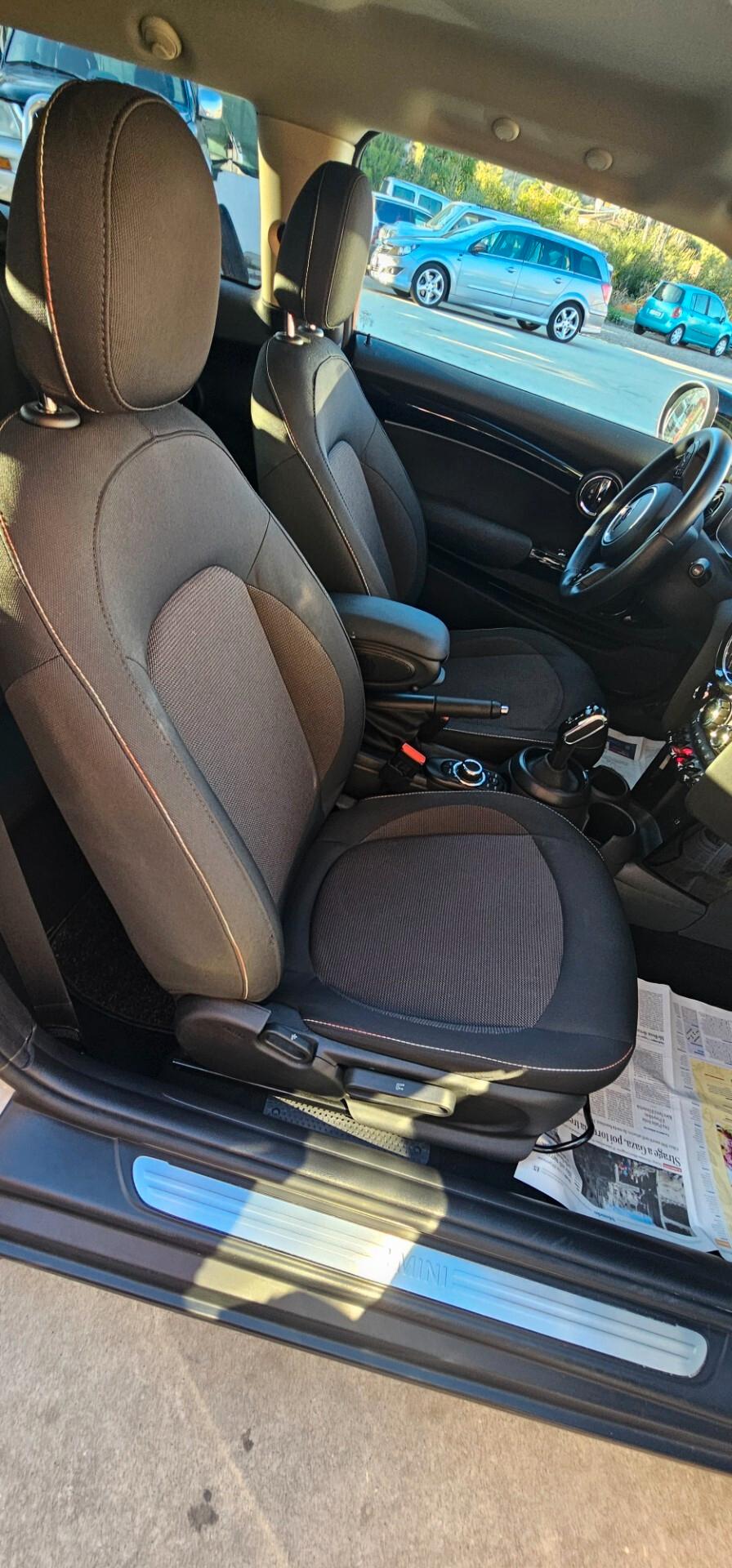 Mini 1.5 Cooper Camden Edition Plus Automatica